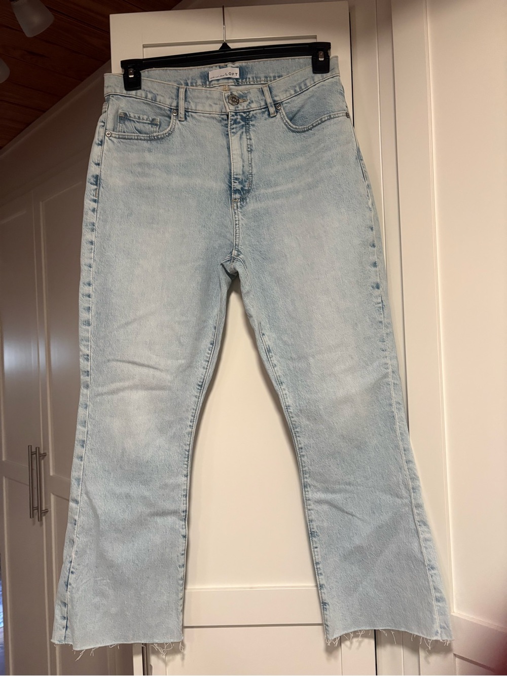 Loft High Rise Kick Crop 28 size 6